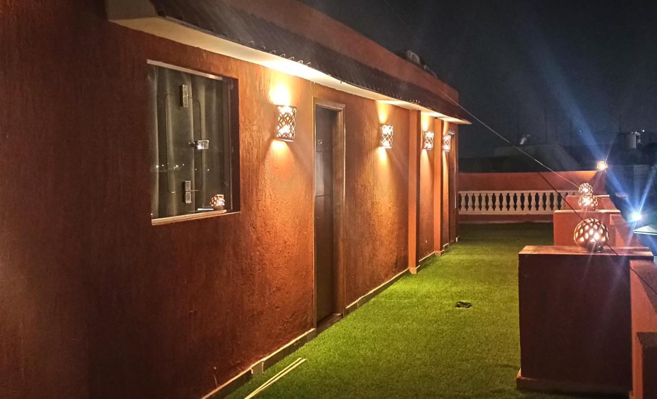 Grand Pyramids Inn Kafrat al Jabal ภายนอก รูปภาพ