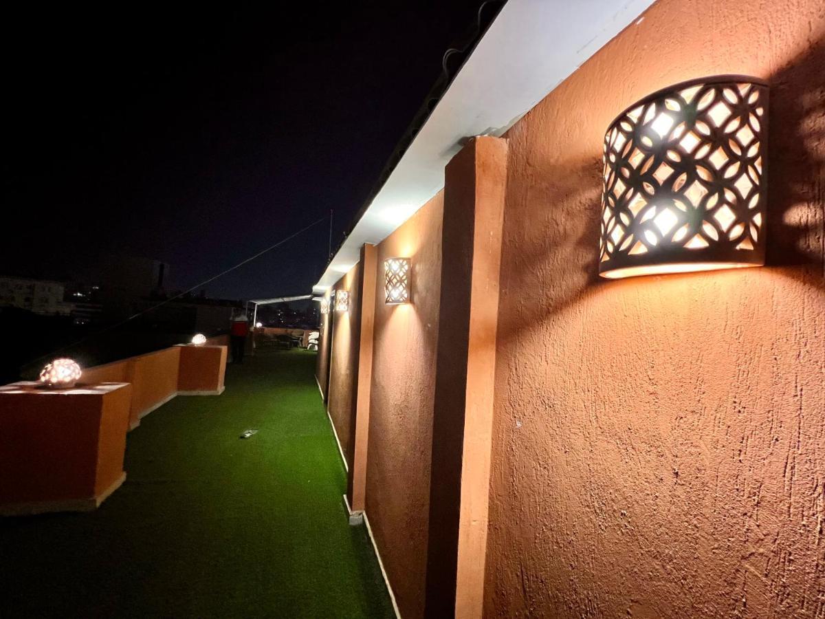 Grand Pyramids Inn Kafrat al Jabal ภายนอก รูปภาพ