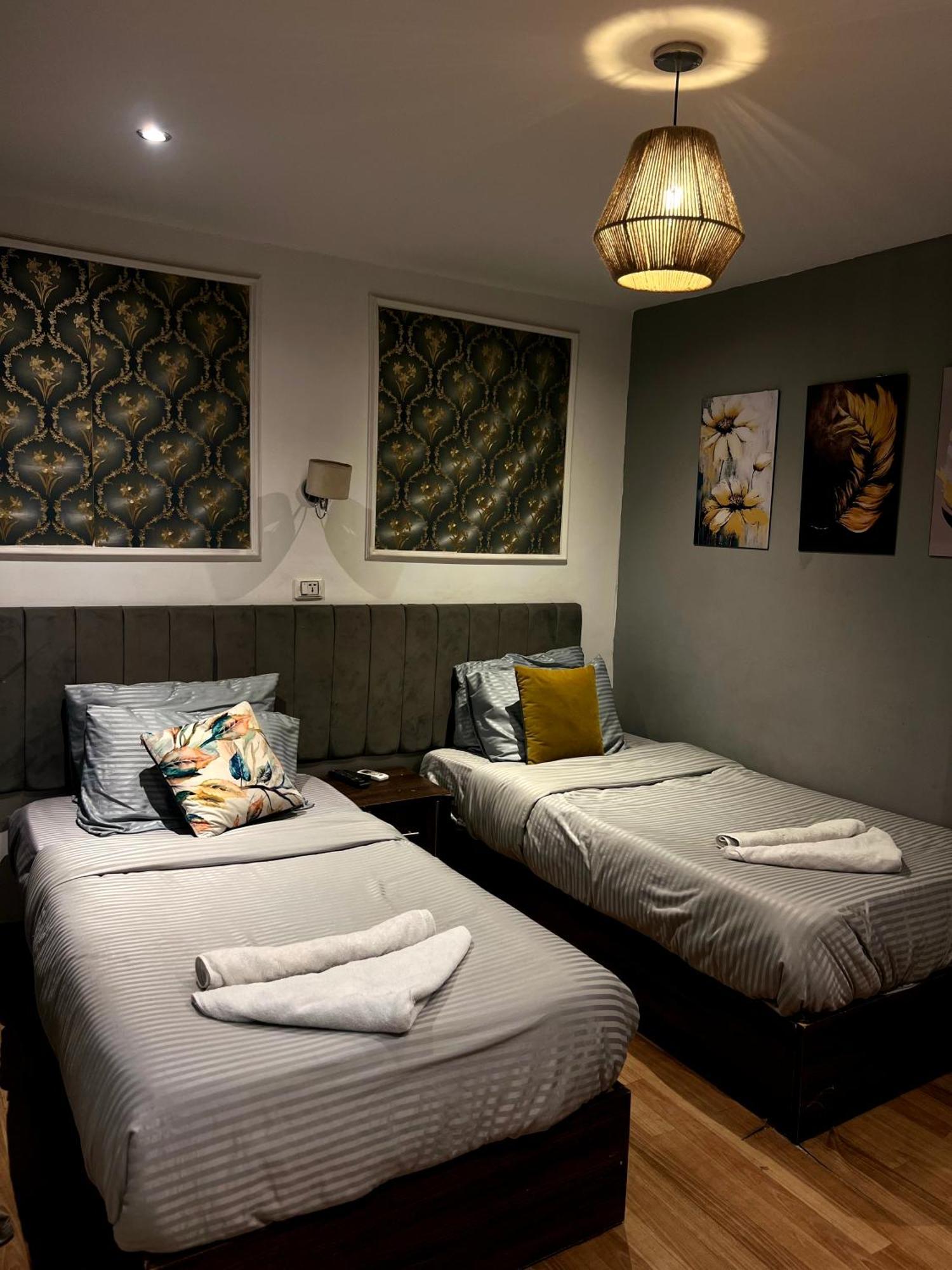 Grand Pyramids Inn Kafrat al Jabal ภายนอก รูปภาพ