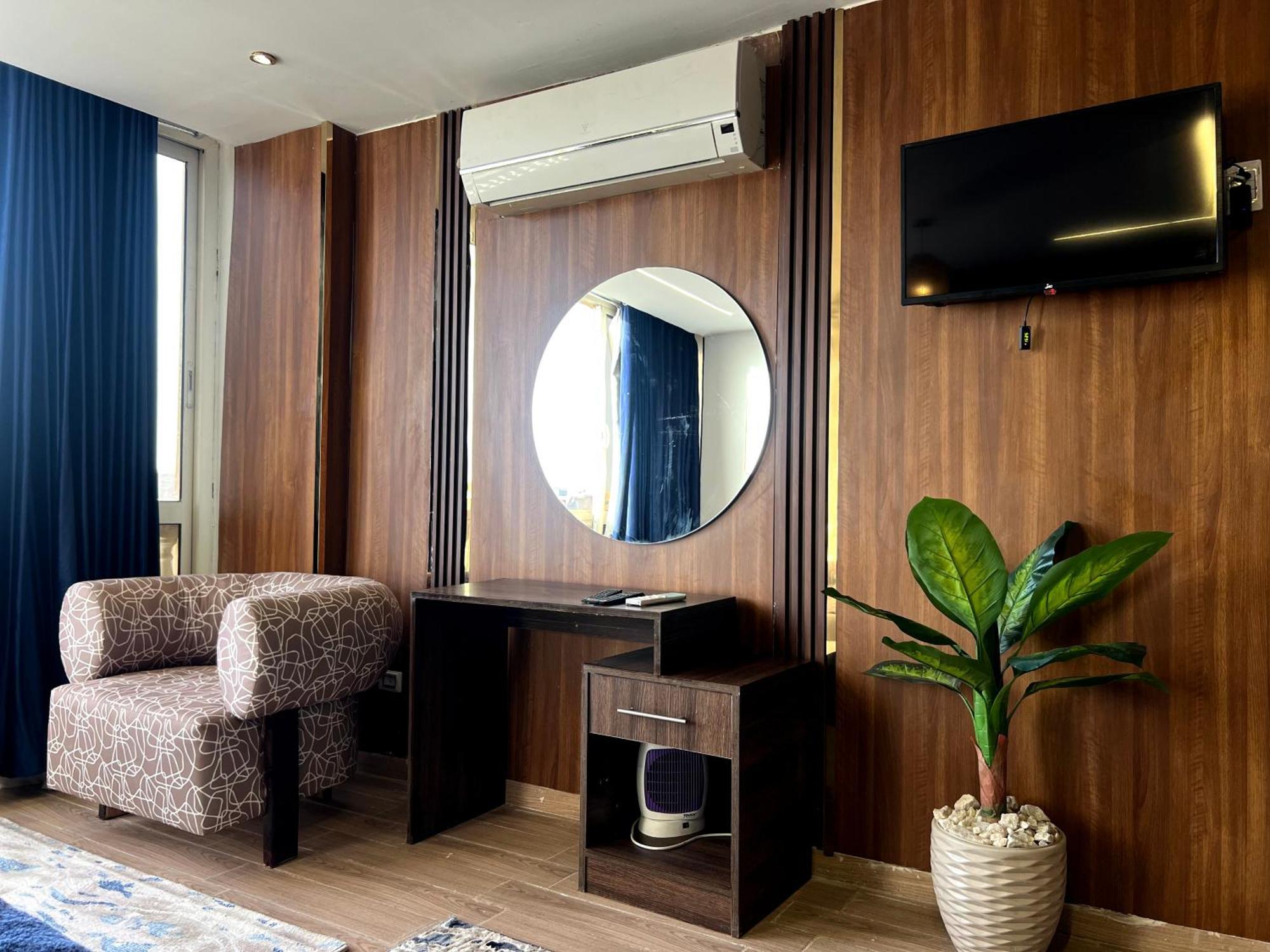 Grand Pyramids Inn Kafrat al Jabal ภายนอก รูปภาพ